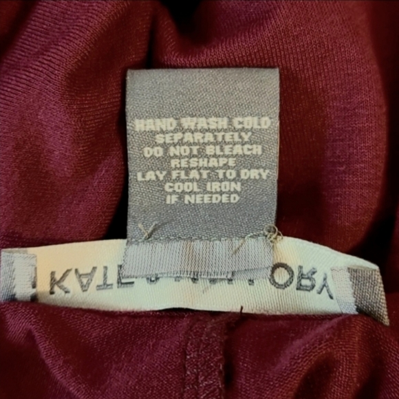 Kate & Mallory Dramatic High-Low Tunic Top - Picture 6 of 7